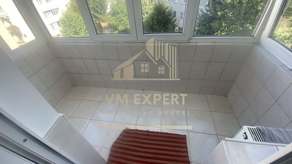 APARTAMENT 2 CAMERE, ETAJ 4, CAMPULUNG, PRET 35000 EURO - Poză 3