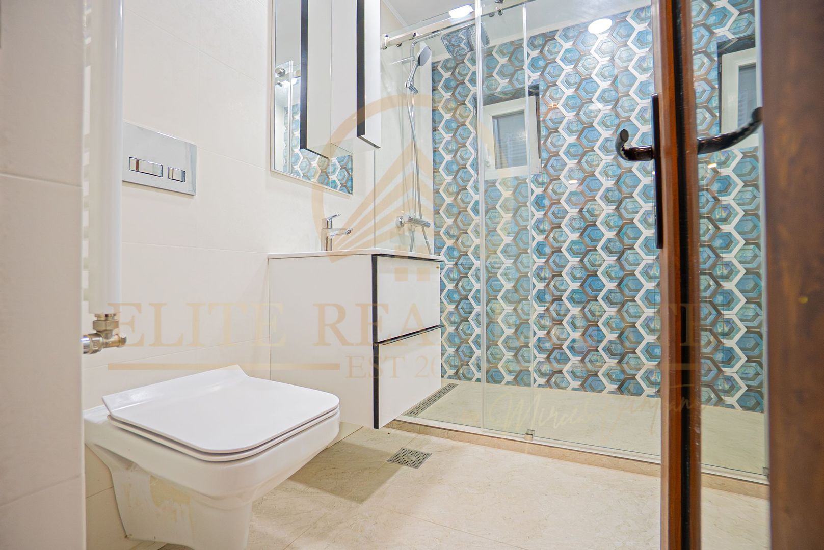 Gara - Vânzare apartament cu 2 camere, mobilat si utilat - Poză 24