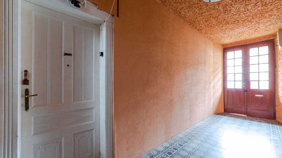 Proprietate vândută Apartament primitor într-o clădire deosebită - Poză 10