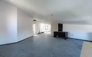 Clădire comercială în zona Grădiște. - Poză 45