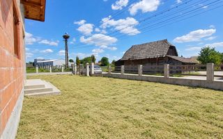 CASA LA ROSU DIN CARAMIDA + GARAJ I 12,5 ARI I VICOV DE SUS I - Poză 9