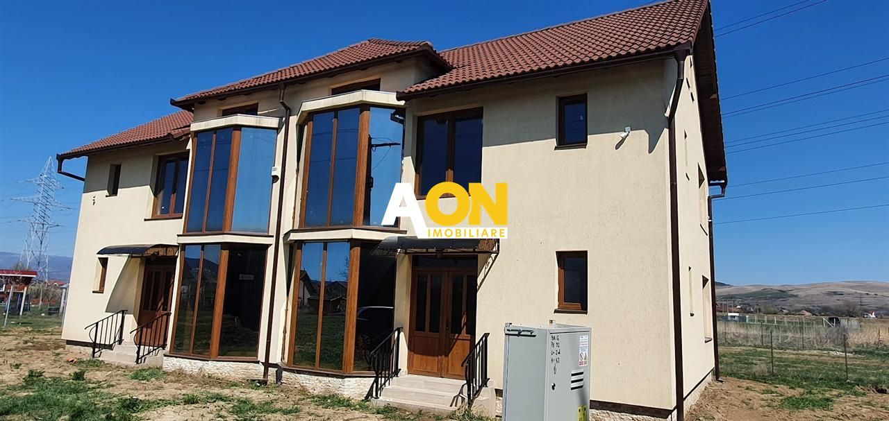 1/2 Duplex, 4 camere, 290 mp teren, Ampoi 2 - Poză 1