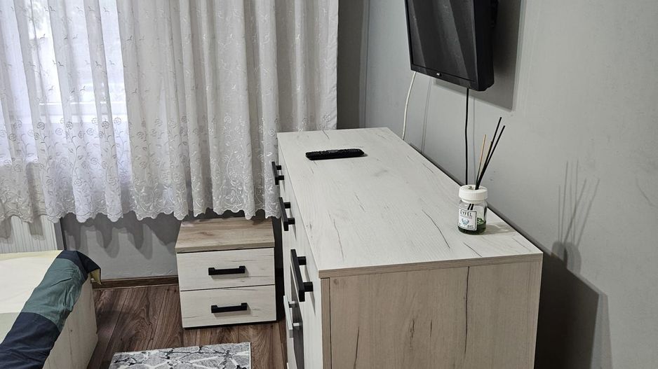 De inchiriat apartament 2 camere - Aviatiei - Poză 4