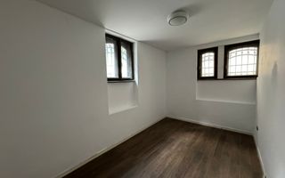Universitate 20 camere arhitectura interbelica garaj curte piscina - Poză 24