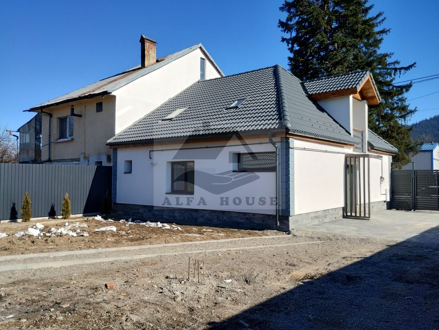 Casa individuala Sacele, 150 mp, 231 mp teren, renovata integral 2025 - Poză 3