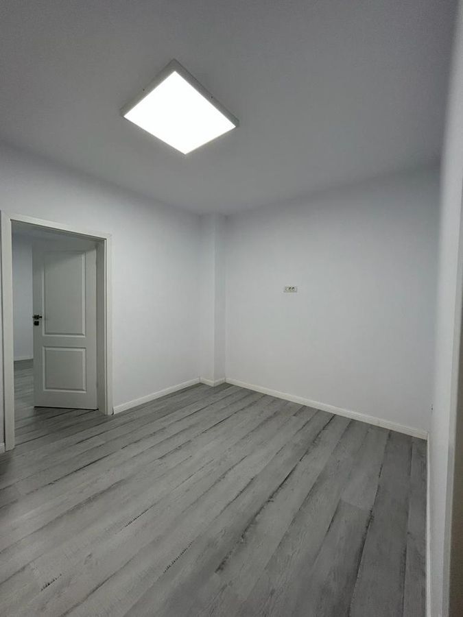 Zero comision, 105mp vila Sos. Colentina, birou - productie, Metrou17' - Poză 5