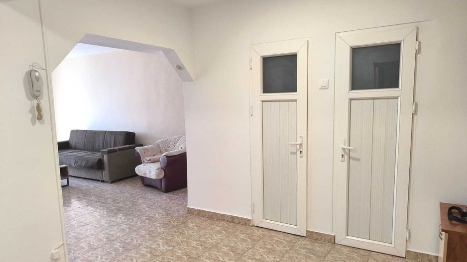De Închiriat 2 Camere, Bd. Unirii,  3 Balcoane, Loc de Parcare - Poză 7