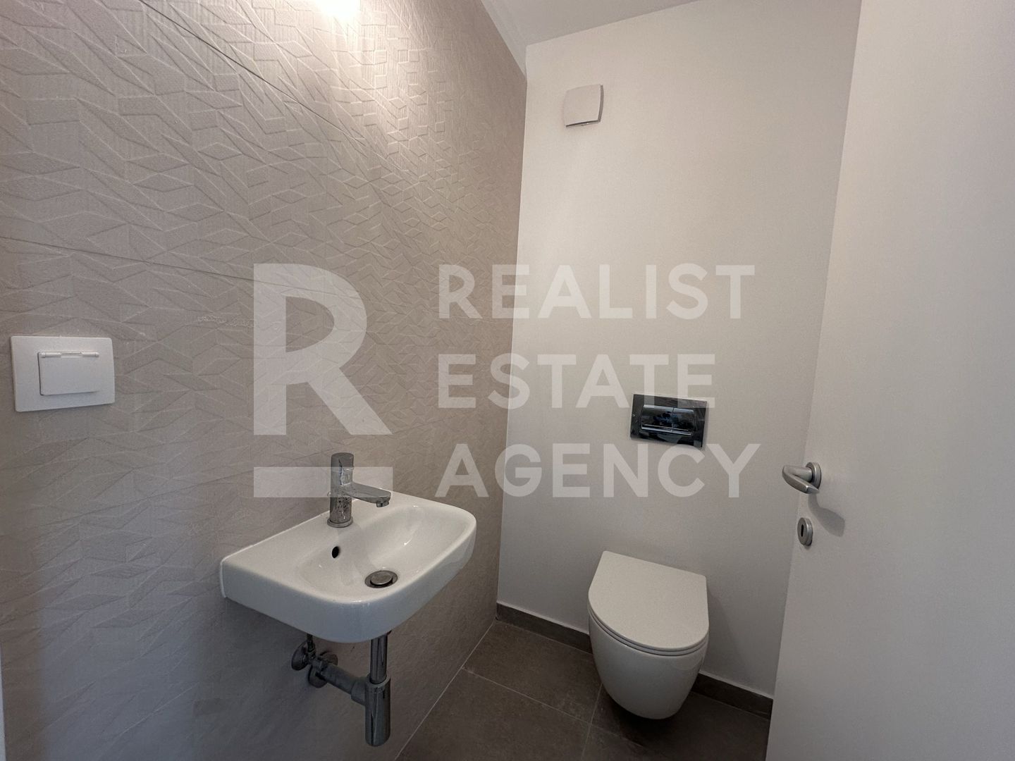 Apartament cu 3 camere, vedere spre lac, Sisești - Poză 9