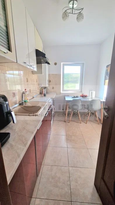 Ap modern 2 camere, Zona Bucium Family Market, etaj 2, 96.900€ neg. - Poză 3