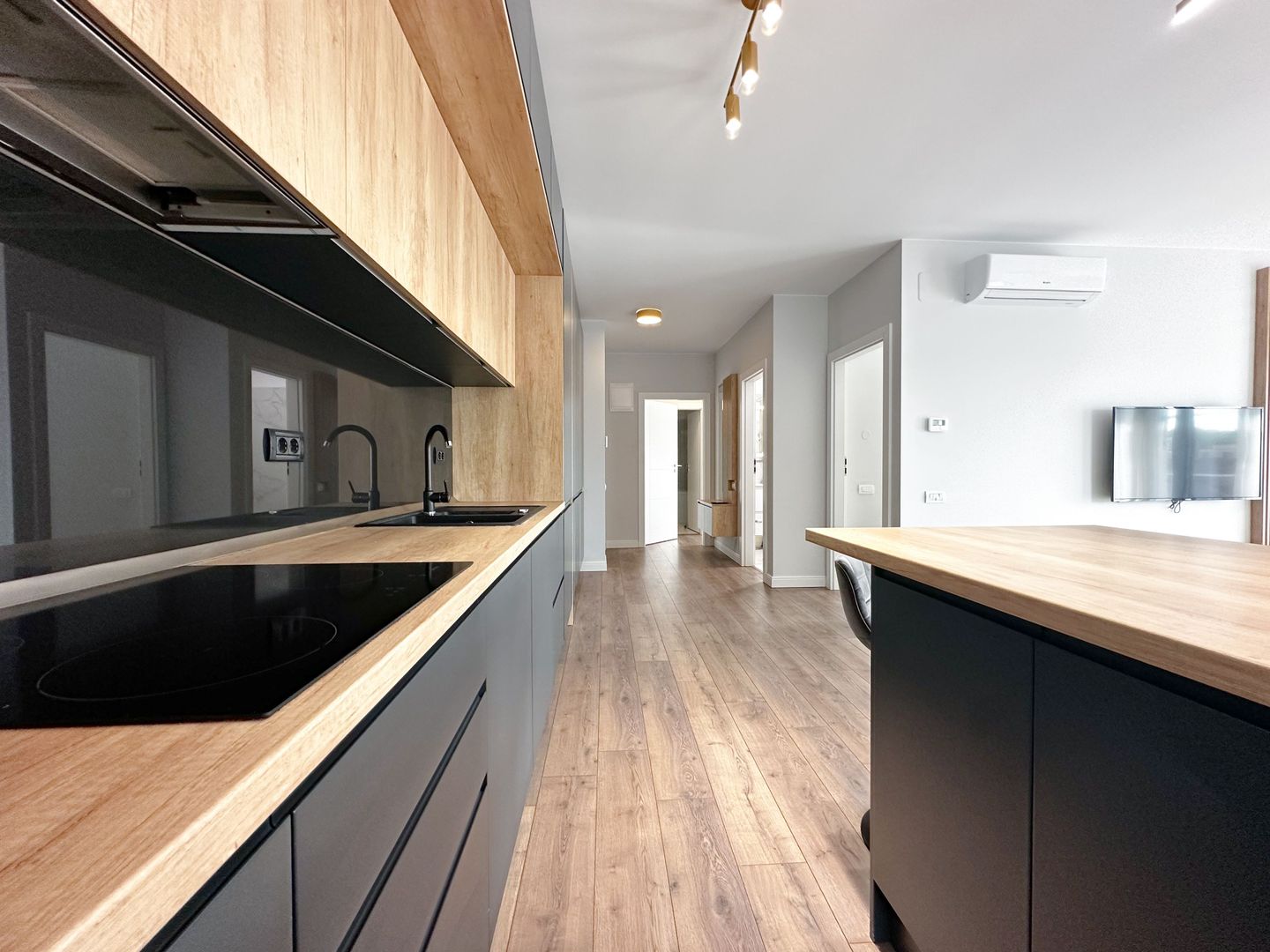 Chirie I Apartament 3 camere I Iancu Nicolae I Spa & Gym & 2 Parcari - Poză 9