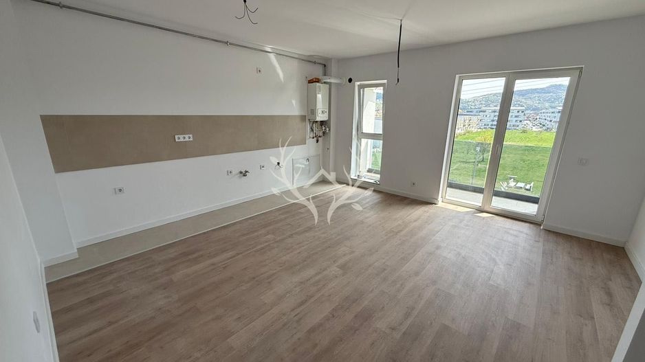 Apartament cu 2 camere, bloc nou, str Tineretului, Floresti - Poză 1