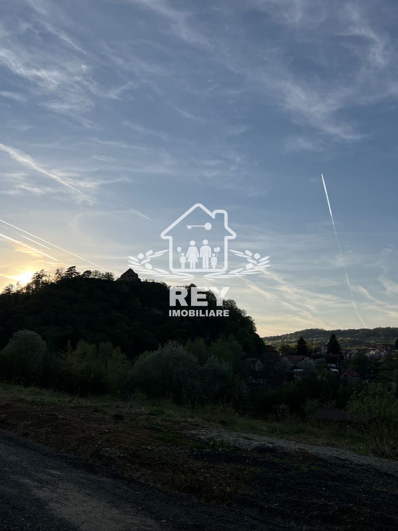 Teren 1250  mp de vânzare în Cisnădioara foarte aproape de asfalt/PUZ - Poză 3