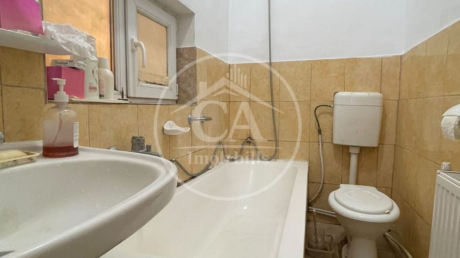 Casa de vanzare cu 4 camere in zona Nufaru,  Oradea - Poză 27