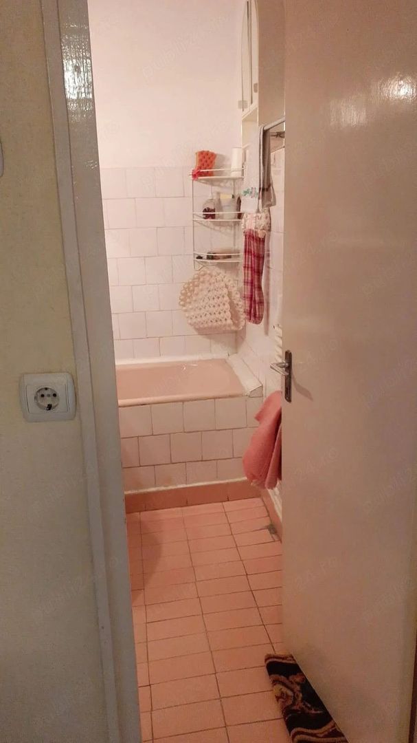 Vând apartament cu doua camere - Poză 5