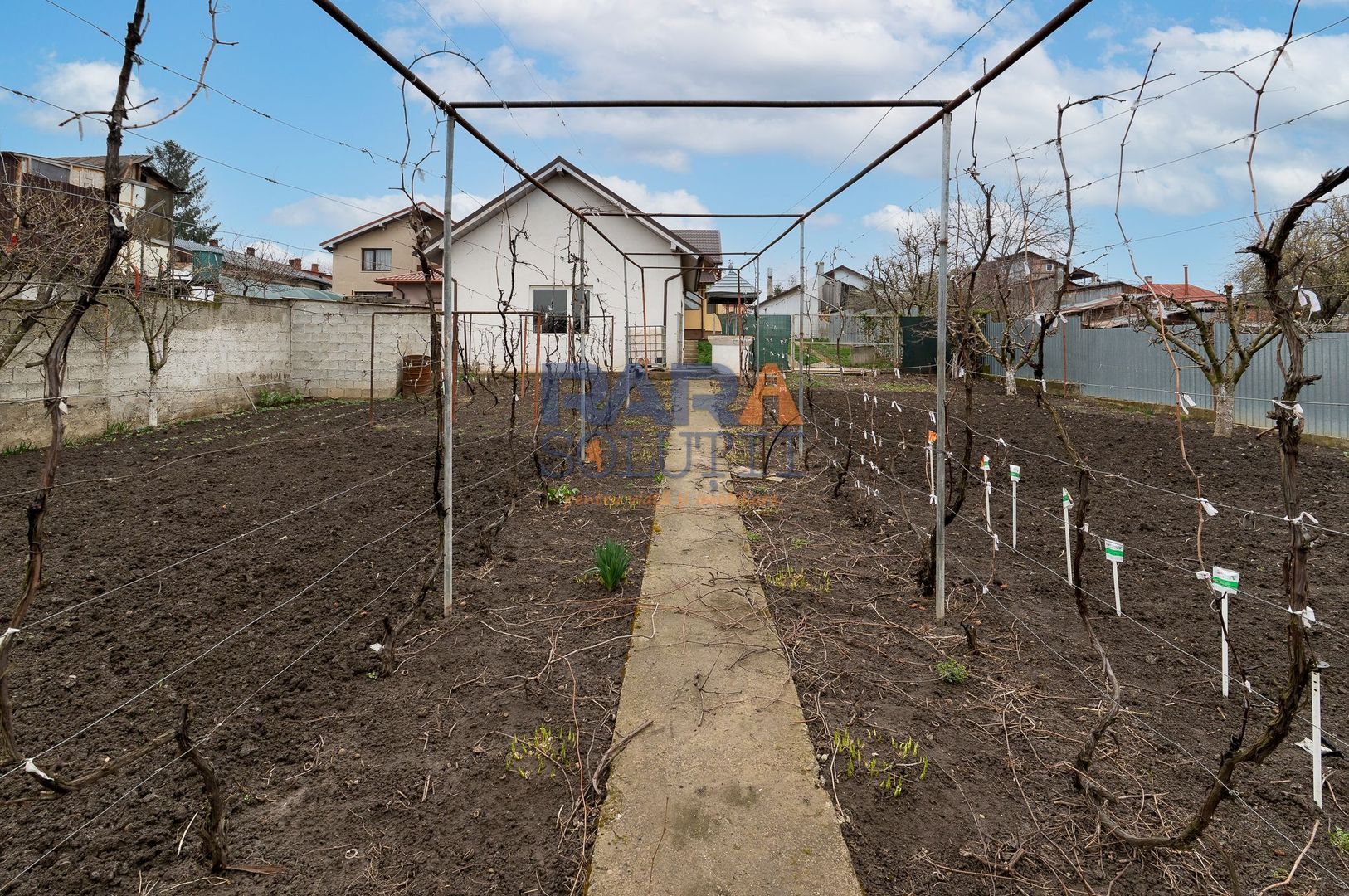 Casă 2013, teren 1366 mp, zonă centrală - Poză 23