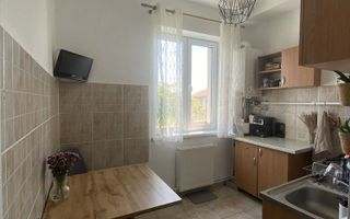 Apartament 2 camere etaj 2 cu centrala - Poză 3