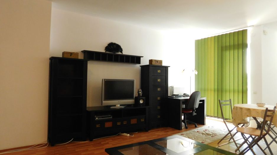 Fără comision - Apartament 2 camere lângă Teatrul Național - Poză 3
