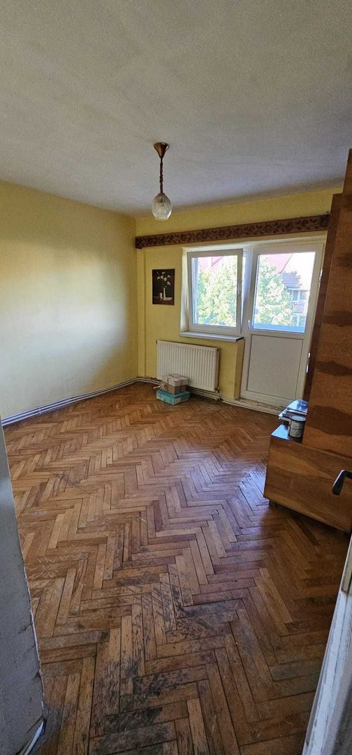 BRASADAS vinde ap 2 cam Carpati2 etaj 4/4. - Poză 4