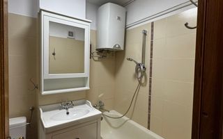 Garsoniera Centrul Civic bloc de apartamente - Poză 9