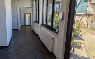 Casa ultracentral Periam - Poză 18