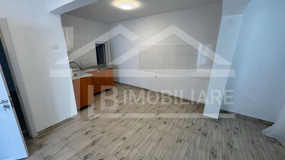 Casa cu 4 camere, 180 mp, Zona Semicentrala - Poză 7