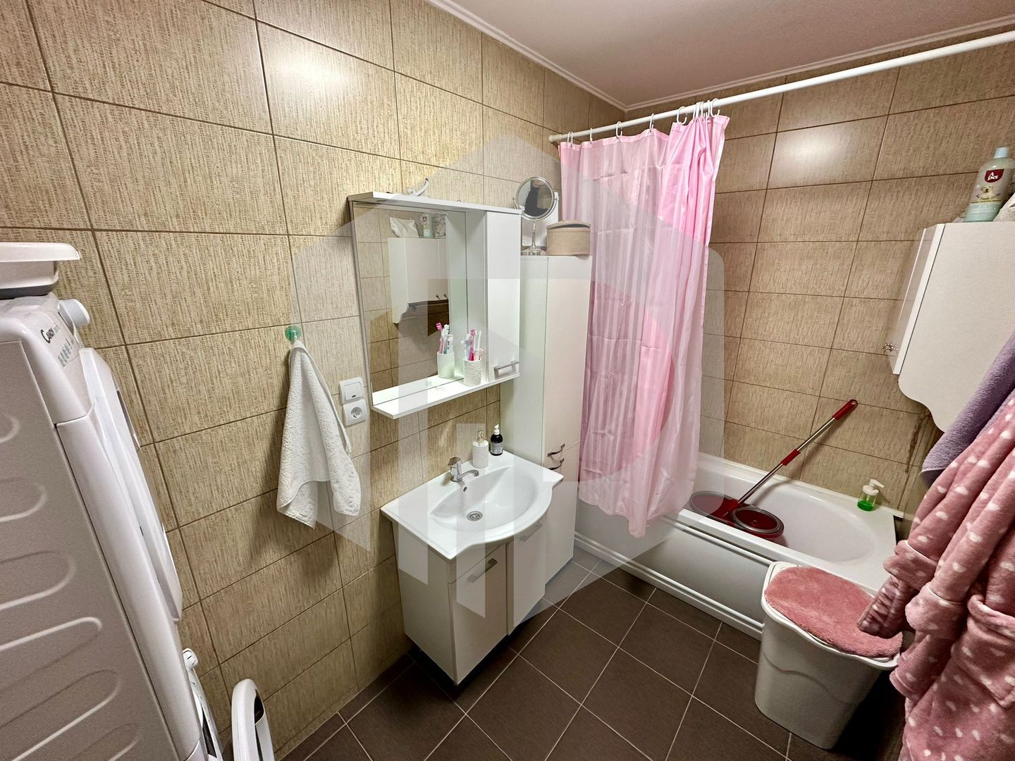 Apartament 2 Camere | Bucatarie separata | Living | Mobilat / Utilat - Poză 6