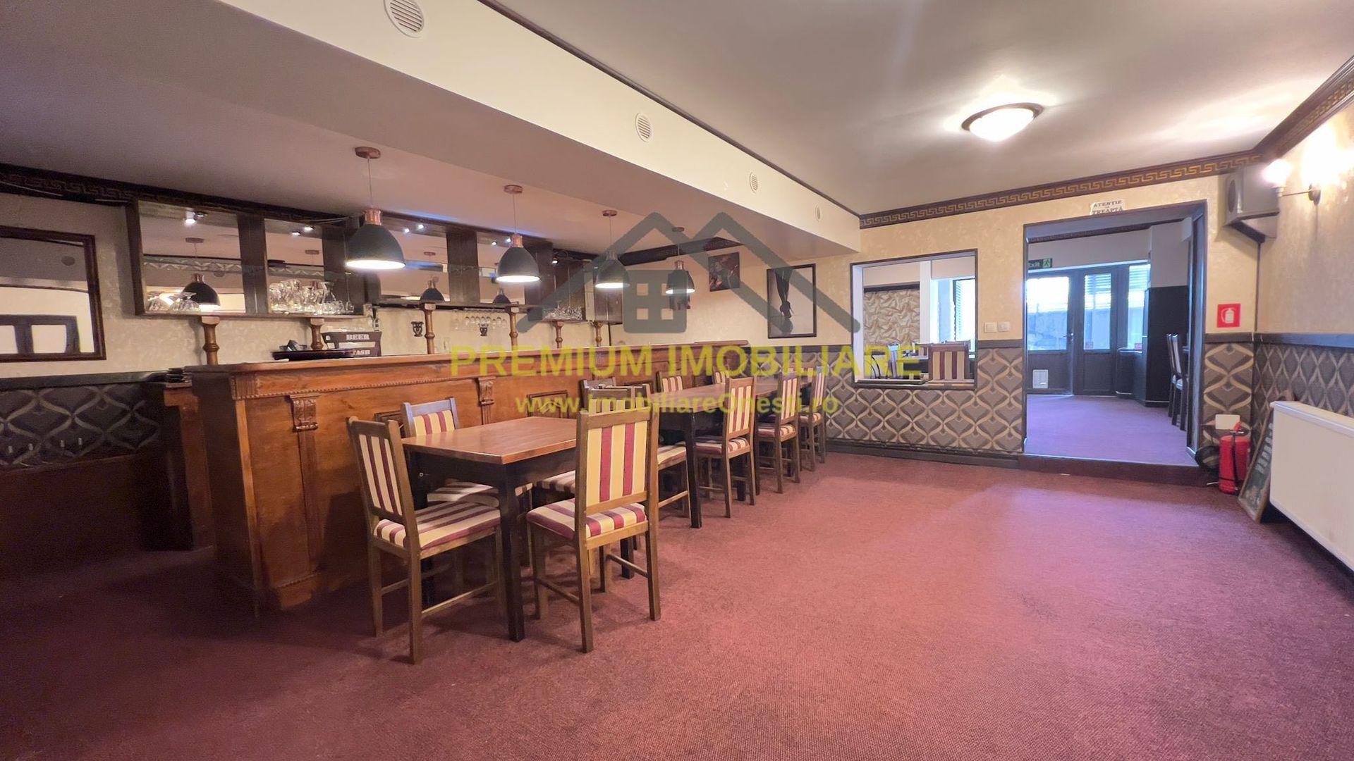 Restaurant - Cafenea De  Vanzare In Onesti - Zona centrala - Poză 1