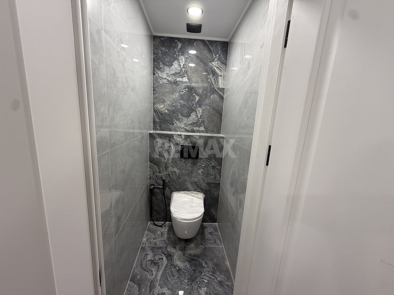 Vânzare apartament cu 2 dormitoare si living la Buiucani - Poză 6