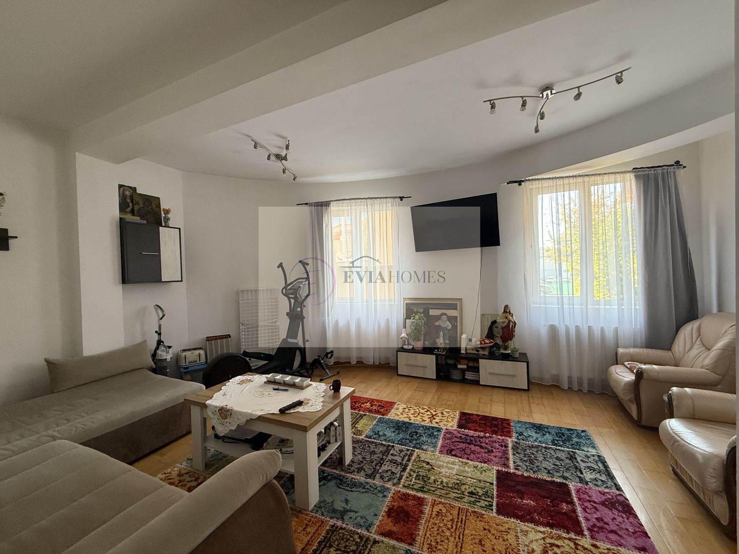 4 camere / terasă spațioasă / Bloc tip vilă/ Zona Grand Hotel Italia - Poză 2