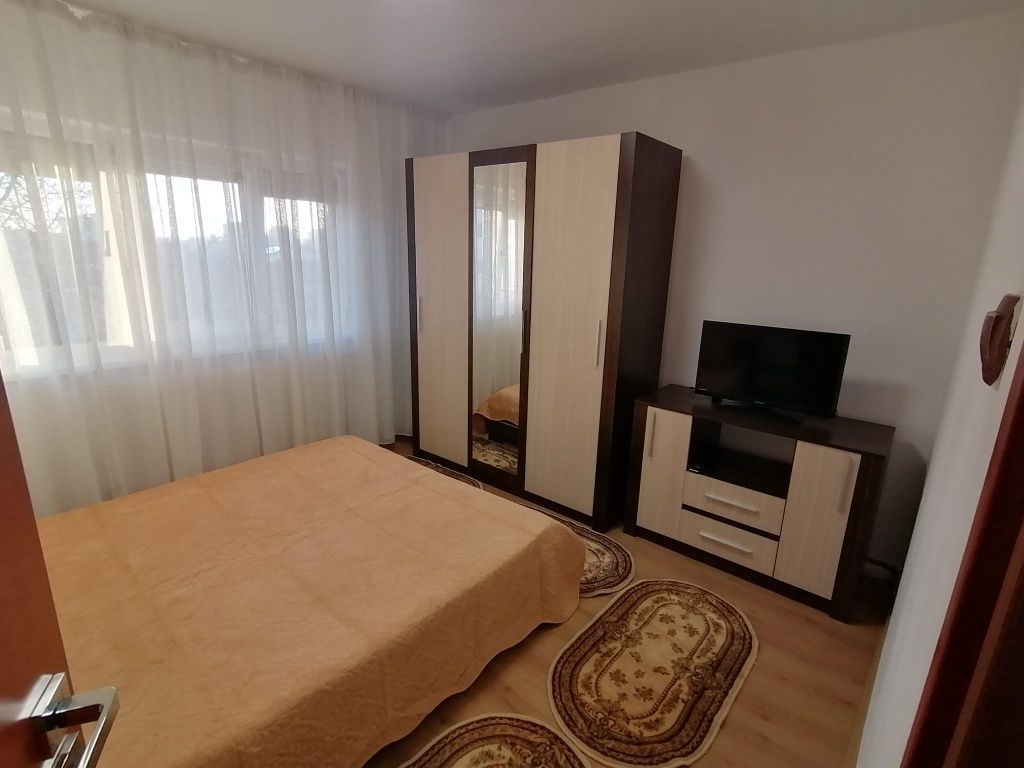 Închiriez apartament 2 camere in zona Sucp str Grigore Plesoianu i - Poză 5