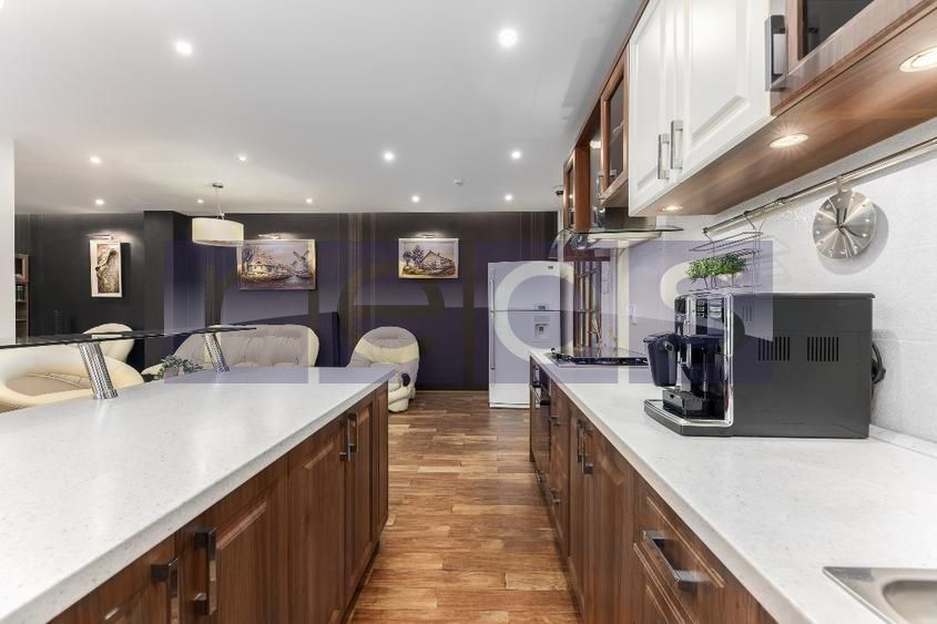 VANZARE VILA 360 MP | 300 MP CURTE | PARCUL CIRCULUI | MOBILAT-UTILAT - Poză 4