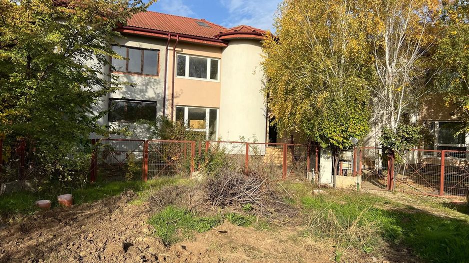 Casa la gri in Pipera  cu potential 1000 euro m2 - Poză 39