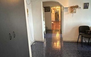 Apartament cu 4 camere in zona Teiul Doamnei - Poză 8