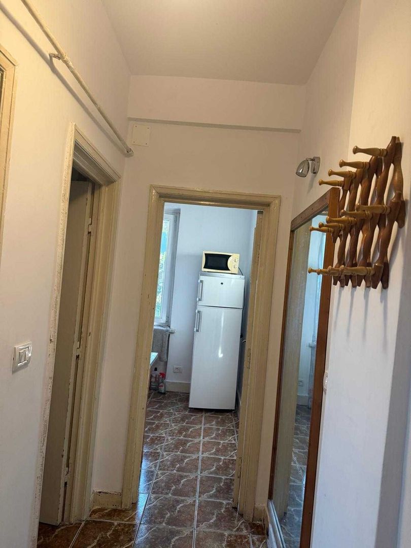 Propietar - ofer spre inchiriere garsoniera utilata mobilata 40 mp, et. 2/4, zona Cotroceni - Academia Militara, pe termen lung! - Poză 7