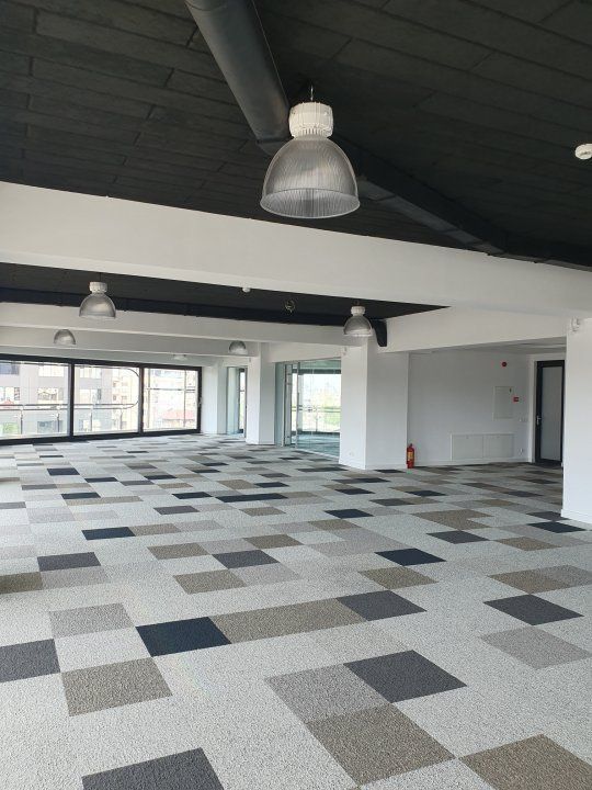 Spatiu office in cladire de birouri - Poză 6