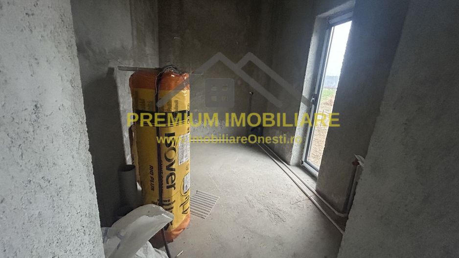 Casa la gri in Onesti - Poză 6