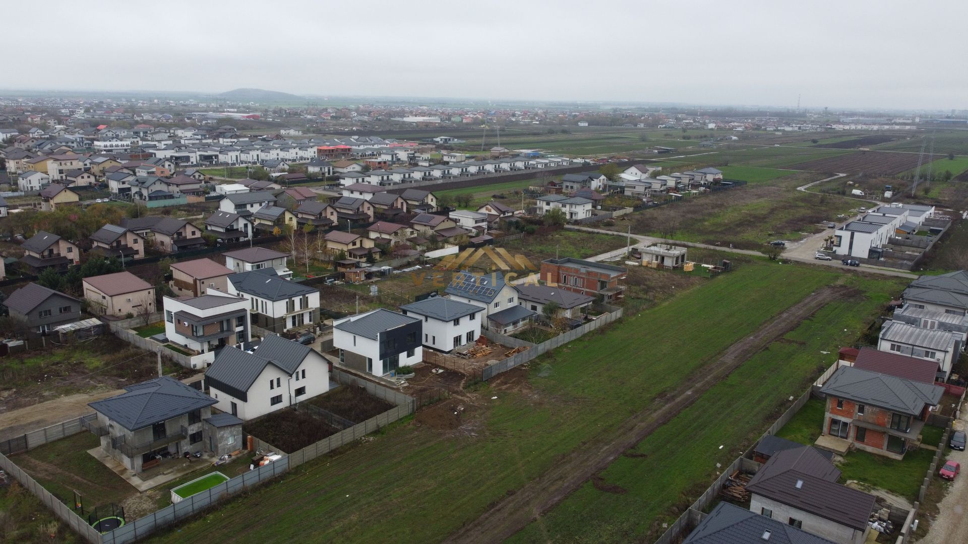 502mp de teren de vanzare pe str. Aviatorilor | Berceni - Poză 2