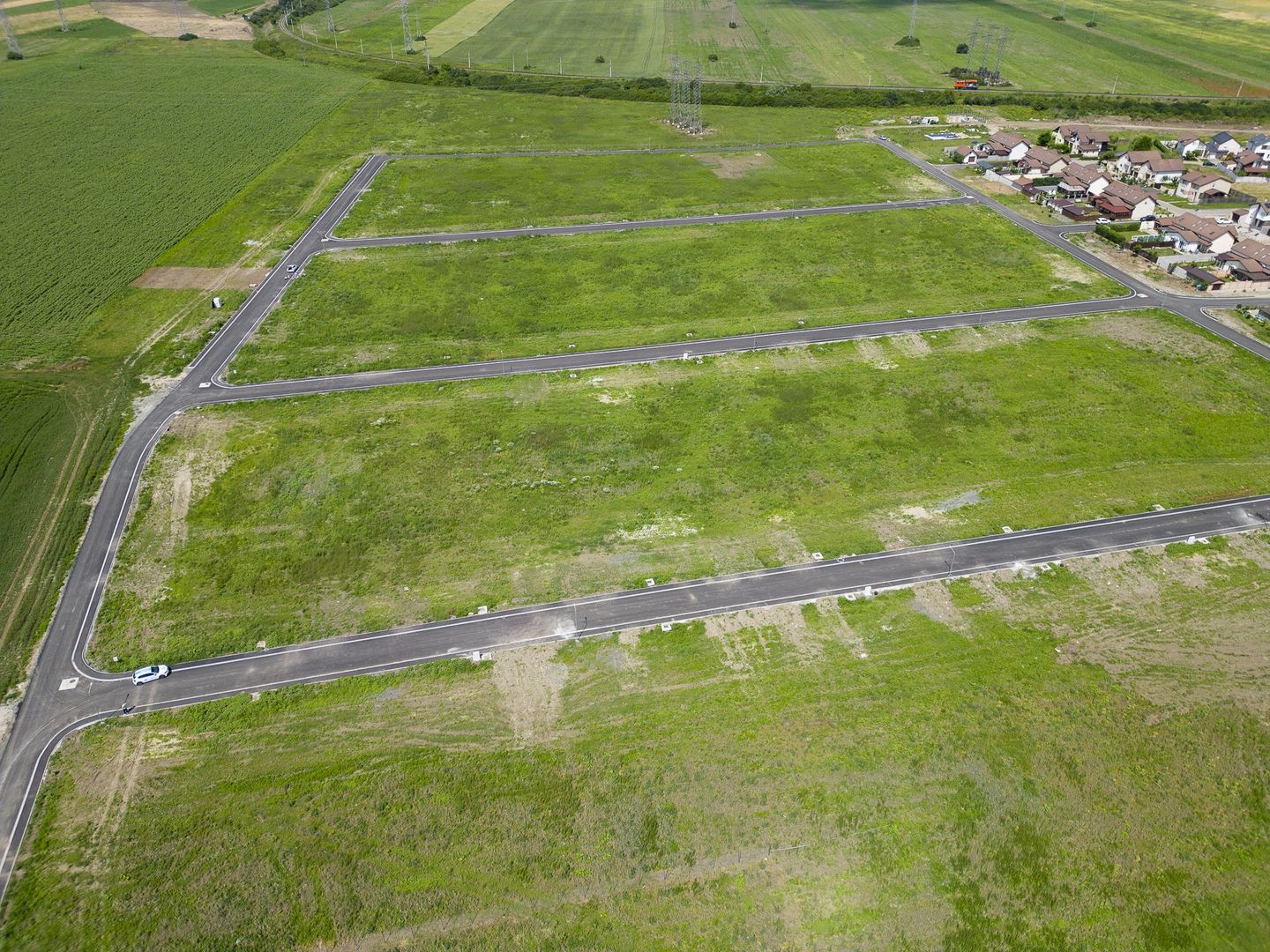 Loc de casa de 476 mp în Via Carmina - Poză 8