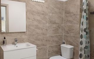 Garsoniera Str Poienelor, zona Carpatilor. - Poză 8