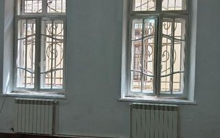 Apartament de închiriat, 3 camere, parter, zona centrală Iași – Teatrul Național - Poză 1