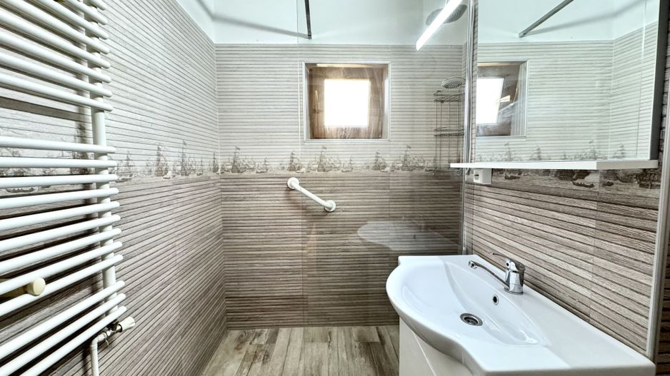 Apartament 3 camere, spațios, etaj 1 – Zona Lipovei / Iulius Mall - Poză 12