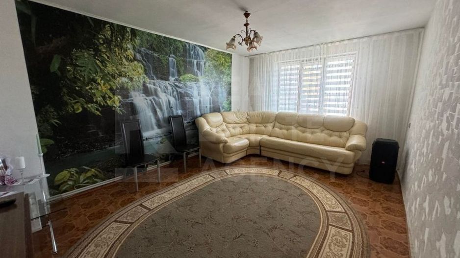 Vânzare, apartament amplasat pe strada 31 august or. Drochia - Poză 1