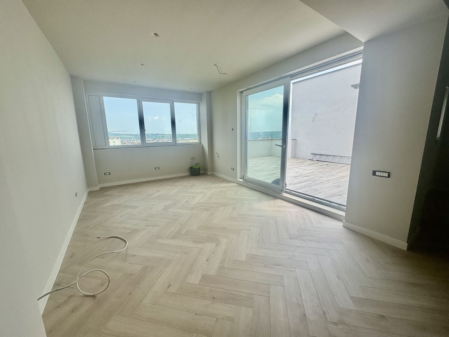 Penthouse superb LA CHEIE,Sibiu - Poză 2