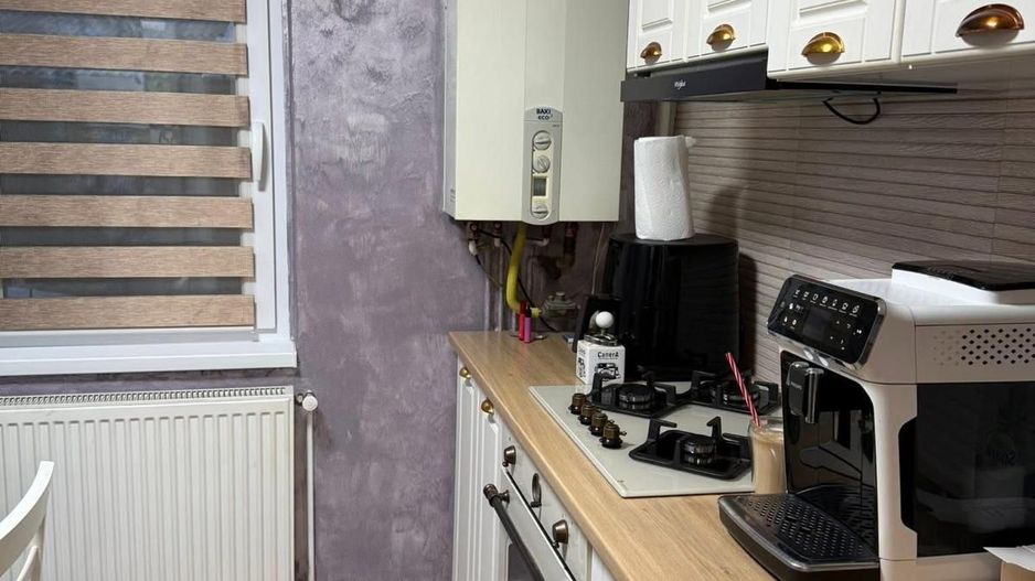 Apartament de vanzare in zona Cetate -Mercur - Poză 4