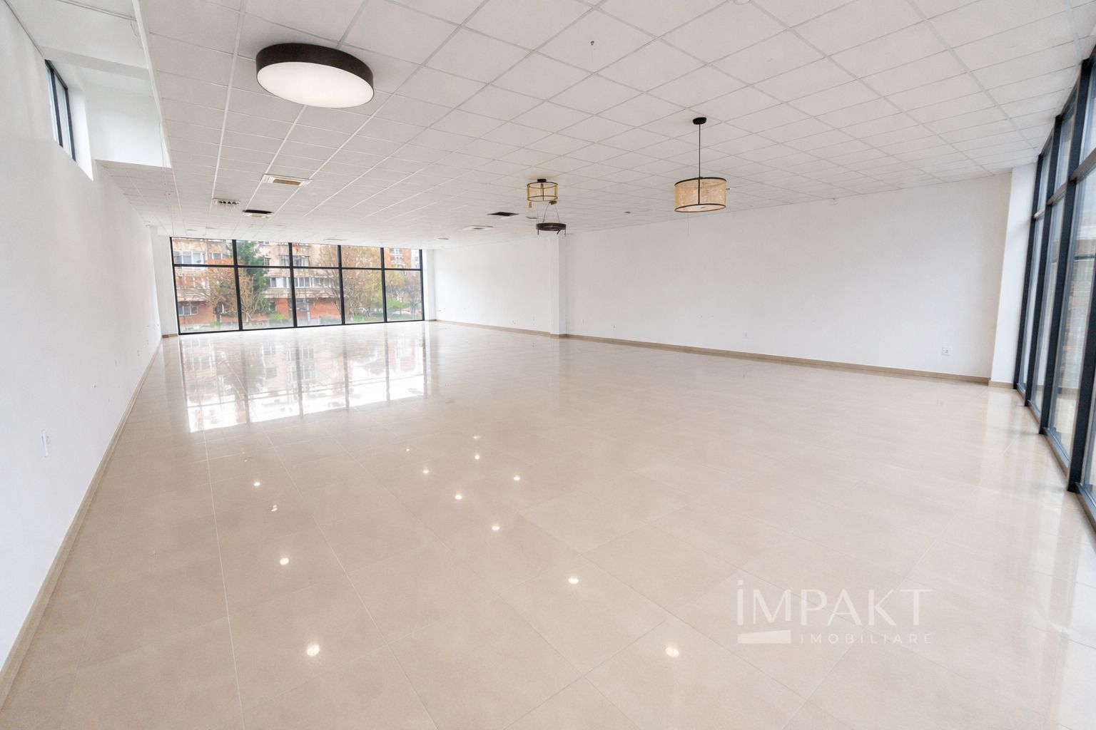 De inchiriat spatiu comercial cu vitrina - Big Belly Manastur - Poză 2