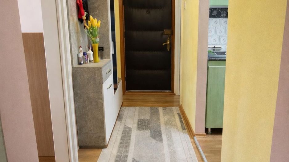 Apartament 3 camere spațios zona Tudor (Sârguinței) - Poză 9