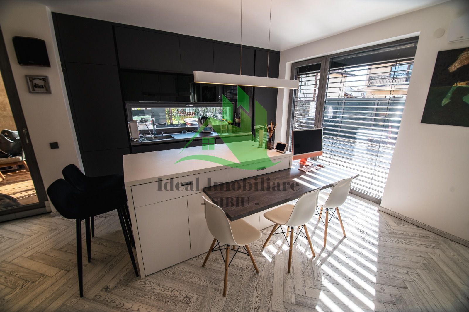 Casa Moderna cu 4 camere si terasa, zona Pictor Brana, Selimbar - Poză 6