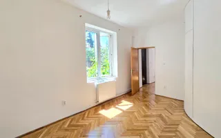 Casă consolidată la preț de apartament - Poză 15