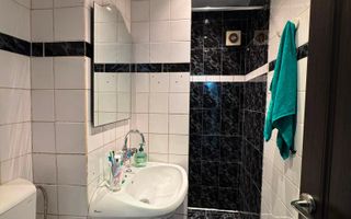 Apartament 2 Camere de Vanzare / Schimb - Poză 5