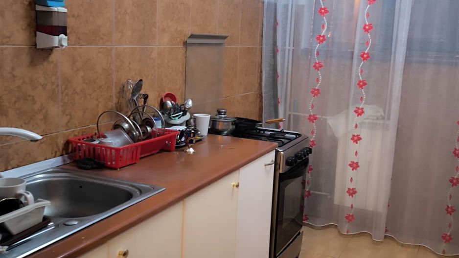 apartament 3 camere zona Dunarea, parter, cu terasa - Poză 1
